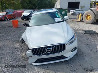 2018 Volvo XC60 Inscription z VIN YV4A22RL3J1032991, wystawiony jako IAAI lot #40540449 z przebiegiem 60 834 mil mil oraz . Historia ofert i sprzedaży dostępna na DreamBid. Obrazek 12.
