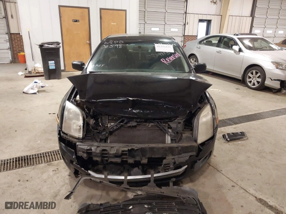 2007 Ford Fusion SE with VIN 3FAHP07Z17R219813, listed as a IAAI auction lot 41344435 with 321,254 mi miles. Bid and sale history available at carsss.com. Image 12.