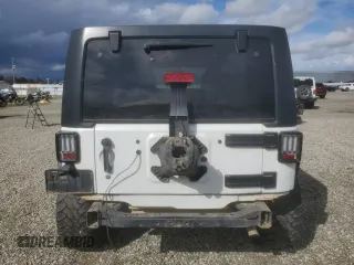 2016 Jeep Wrangler Unlimited Rubicon with VIN 1C4BJWFG1GL229485, listed as a Copart auction lot 49350065 with 75,039 mi miles and Salvage Title. Bid and sale history available at carsss.com. Image 6.