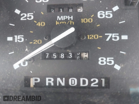1991 Ford Explorer z VIN 1FMCU24X0MUA91155, wystawiony jako IAAI lot #42314856 z przebiegiem 75 836 mil mil oraz . Historia ofert i sprzedaży dostępna na DreamBid. Obrazek 7.