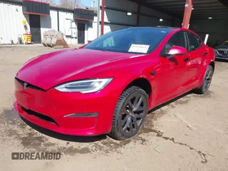 2021 Tesla Model S Long Range z VIN 5YJSA1E51MF436329, wystawiony jako IAAI lot #41918018 z przebiegiem 44 029 mil mil oraz . Historia ofert i sprzedaży dostępna na DreamBid. Obrazek 19.