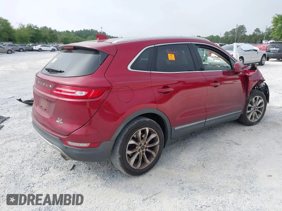 2015 Lincoln MKC z VIN 5LMCJ1A95FUJ08766, wystawiony jako IAAI lot #42105062 z przebiegiem 146 398 mil mil oraz . Historia ofert i sprzedaży dostępna na DreamBid. Obrazek 4.