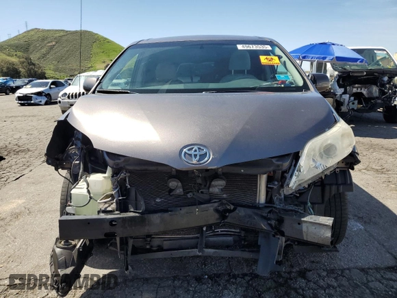 2014 Toyota Sienna LE AAS with VIN 5TDKK3DC0ES512211, listed as a Copart auction lot 49673535 with 164,465 mi miles and Salvage title. Bid and sale history available at DreamBid. Image 5.
