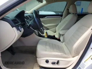 2015 Volkswagen Passat Sport z VIN 1VWBT7A37FC007548, wystawiony jako Copart lot #52492585 z przebiegiem 113 058 mil mil oraz Szkoda całkowita • Salvage title. Historia ofert i sprzedaży dostępna na DreamBid. Obrazek 7.