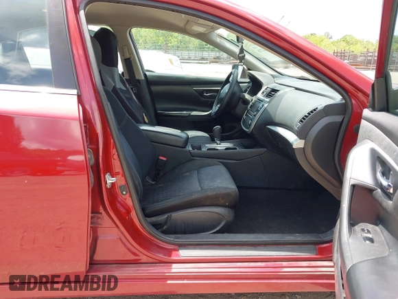 2016 Nissan Altima SR with VIN 1N4AL3AP2GN306029, listed as a IAAI auction lot 42204716 with 189,318 mi miles and . Bid and sale history available at DreamBid. Image 5.