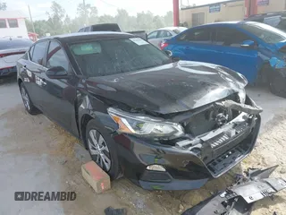 2020 Nissan Altima S z VIN 1N4BL4BV0LC263355, wystawiony jako IAAI lot #42203168 z przebiegiem 113 096 mil mil oraz . Historia ofert i sprzedaży dostępna na DreamBid. Obrazek 1.