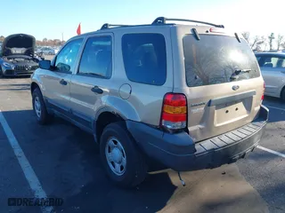 2007 Ford Escape XLS Value with VIN 1FMYU92Z77KA40397, listed as a IAAI auction lot 40768784 with 112,097 mi miles. Bid and sale history available at carsss.com. Image 6.