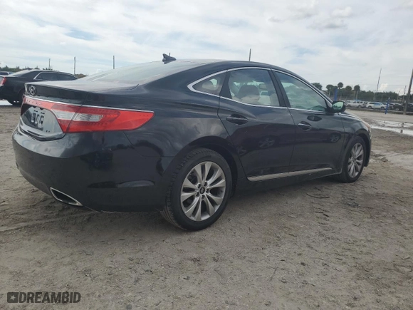 2014 Hyundai Azera with VIN KMHFG4JG8EA354340, listed as a Copart auction lot 71593634 with 158,231 mi miles and Clean Title. Bid and sale history available at carsss.com. Image 3.
