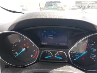 2014 Ford Escape SE with VIN 1FMCU0GX7EUC85585, listed as a IAAI auction lot 42022444 with 161,352 mi miles and . Bid and sale history available at DreamBid. Image 7.