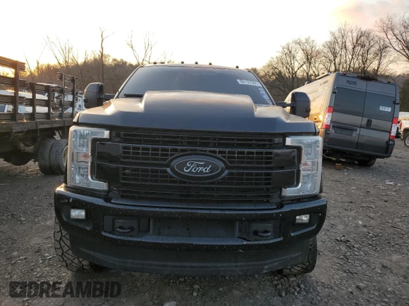 2017 Ford F-350 Lariat с VIN 1FT8W3DT1HEF35179, выставлен на аукционе Copart как лот 89137505 с пробегом 193 805 миль миль и Списание • Salvage title. История ставок и продаж доступна на DreamBid. Изображение 5.
