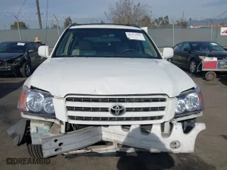 2001 Toyota Highlander with VIN JTEGF21A410020197, listed as a IAAI auction lot 41174592 with 178,271 mi miles. Bid and sale history available at carsss.com. Image 13.