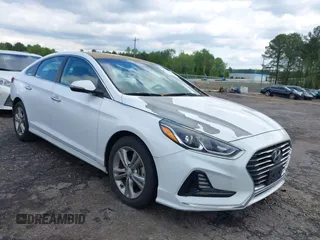 2018 Hyundai Sonata Limited with VIN 5NPE34AF9JH624049, listed as a IAAI auction lot 41977082 with 43,040 mi miles. Bid and sale history available at carsss.com. Image 1.