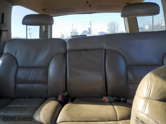 1997 Chevrolet Tahoe with VIN 1GNEK13R7VJ337340, listed as a Copart auction lot 88989435 with 208,313 mi miles and Salvage Title. Bid and sale history available at carsss.com. Image 10.