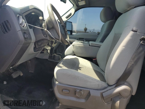 2013 Ford F-250 XL z VIN 1FT7W2BT8DEA61038, wystawiony jako Copart lot #58839745 z przebiegiem 142 421 mil mil oraz Szkoda całkowita • Salvage title. Historia ofert i sprzedaży dostępna na DreamBid. Obrazek 7.
