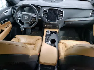 2021 Volvo XC90 Inscription Expression with VIN YV4BR0CL2M1673647, listed as a Copart auction lot 44119884 with 38,346 mi miles. Bid and sale history available at carsss.com. Image 8.