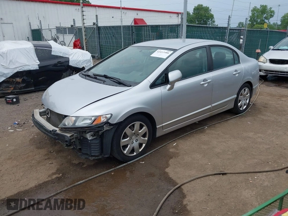2009 Honda Civic LX z VIN 19XFA16529E038947, wystawiony jako IAAI lot #42412486 z przebiegiem 161 409 mil mil oraz . Historia ofert i sprzedaży dostępna na DreamBid. Obrazek 2.