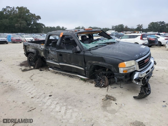2005 GMC Sierra 1500HD SLT with VIN 1GTGK13U95F915639, listed as a Copart auction lot 84520684 with NaN miles and Salvage Title. Bid and sale history available at carsss.com. Image 4.