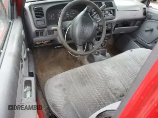 2000 Nissan Frontier XE z VIN 1N6DD21S8YC338304, wystawiony jako Copart lot #83990454 z przebiegiem 184 467 mil mil oraz Szkoda całkowita • Salvage title. Historia ofert i sprzedaży dostępna na DreamBid. Obrazek 8.