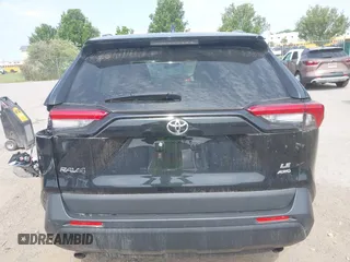 2021 Toyota RAV4 LE with VIN 2T3F1RFV7MC244066, listed as a IAAI auction lot 42492496 with 40,153 mi miles and . Bid and sale history available at DreamBid. Image 16.