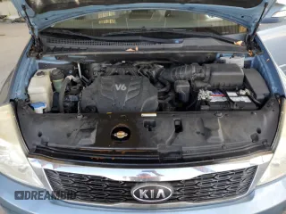 2012 Kia Sedona LX with VIN KNDMG4C71C6498238, listed as a Copart auction lot 51248105 with 197,234 mi miles and Clean Title. Bid and sale history available at carsss.com. Image 12.