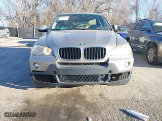 2007 BMW X5 3.0si with VIN 5UXFE43557L011254, listed as a IAAI auction lot 41696843 with 201,402 mi miles. Bid and sale history available at carsss.com. Image 6.