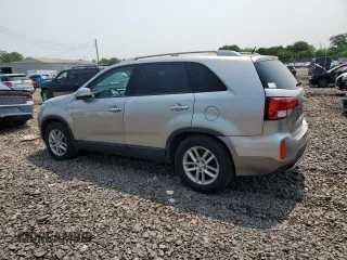 2015 Kia Sorento LX with VIN 5XYKTCA69FG636374, listed as a Copart auction lot 60235975 with 108,768 mi miles and Non repairable. Bid and sale history available at DreamBid. Image 2.