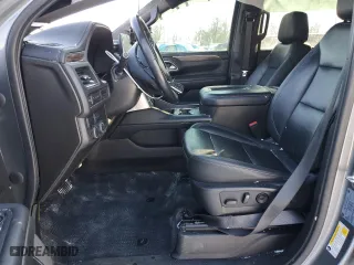 2021 Chevrolet Suburban LT with VIN 1GNSCCKD4MR260637, listed as a Copart auction lot 41653615 with 94,807 mi miles and Salvage Title. Bid and sale history available at carsss.com. Image 7.