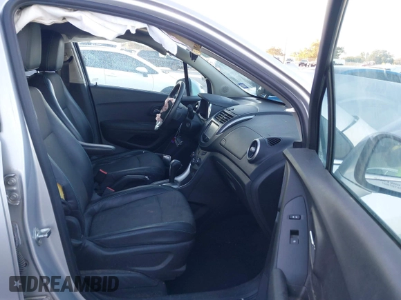 2015 Chevrolet Trax LT with VIN 3GNCJLSB1FL255205, listed as a IAAI auction lot 41392794 with 1 mi miles. Bid and sale history available at carsss.com. Image 5.