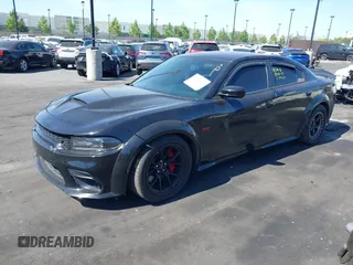 2019 Dodge Charger SRT Hellcat z VIN 2C3CDXL91KH749445, wystawiony jako IAAI lot #42300340 z przebiegiem 68 224 mil mil oraz . Historia ofert i sprzedaży dostępna na DreamBid. Obrazek 2.