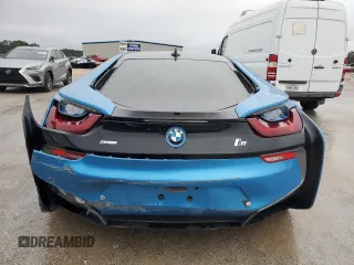 2016 BMW i8 z VIN WBY2Z2C53GV675452, wystawiony jako Copart lot #71328292 z przebiegiem 50 401 mil mil oraz . Historia ofert i sprzedaży dostępna na DreamBid. Obrazek 6.