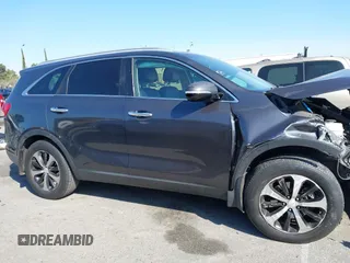 2016 Kia Sorento EX with VIN 5XYPH4A58GG047760, listed as a IAAI auction lot 41841771 with 130,102 mi miles. Bid and sale history available at carsss.com. Image 14.