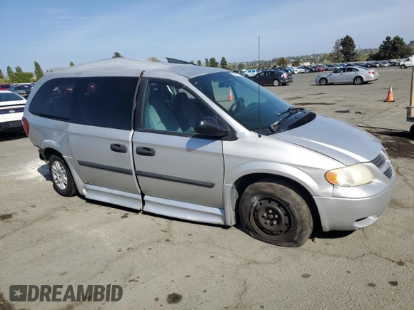 2005 Dodge Caravan SE z VIN 1D4GP24R85B110758, wystawiony jako Copart lot #54221555 z przebiegiem 53 510 mil mil oraz Szkoda całkowita • Salvage title. Historia ofert i sprzedaży dostępna na DreamBid. Obrazek 4.