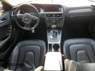 2014 Audi A4 Komfort z VIN WAUBFCFL6EN003339, wystawiony jako Copart lot #68426874 z przebiegiem 202 833 mil mil oraz Nie do naprawy • Non repairable. Historia ofert i sprzedaży dostępna na DreamBid. Obrazek 8.