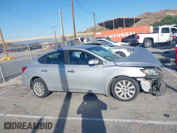 2017 Nissan Sentra SV z VIN 3N1AB7APXHL637742, wystawiony jako IAAI lot #42339155 z przebiegiem 125 933 mil mil oraz . Historia ofert i sprzedaży dostępna na DreamBid. Obrazek 13.