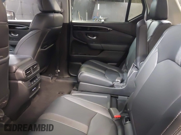 2023 Honda Pilot EX-L z VIN 5FNYG1H5XPB043275, wystawiony jako IAAI lot #41747522 z przebiegiem 18 865 mil mil oraz . Historia ofert i sprzedaży dostępna na DreamBid. Obrazek 8.