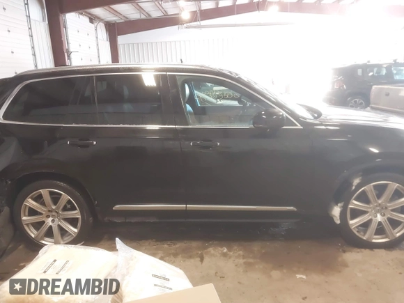 2017 Volvo XC90 Inscription with VIN YV4A22PL0H1115064, listed as a IAAI auction lot 41365600 with 93,503 mi miles. Bid and sale history available at carsss.com. Image 14.