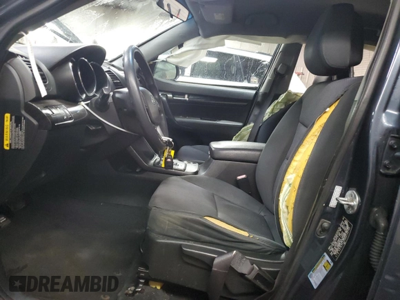 2011 Kia Sorento LX with VIN 5XYKT4A25BG100700, listed as a Copart auction lot 50430305 with 134,764 mi miles and Salvage Title. Bid and sale history available at DreamBid. Image 7.