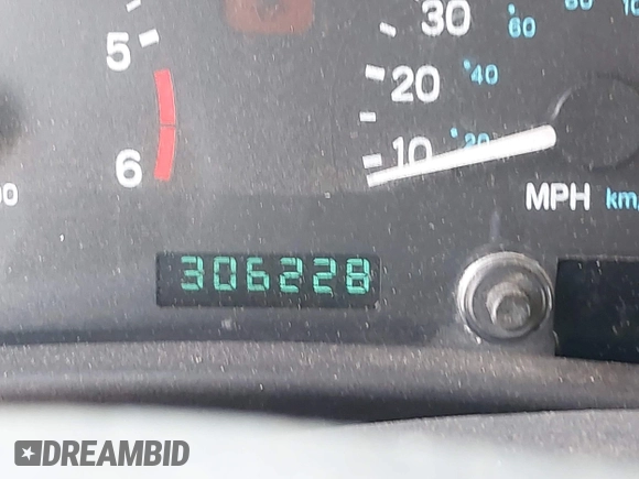 1998 Jeep Wrangler Sport with VIN 1J4FY19S2WP786844, listed as a IAAI auction lot 42382789 with 306,228 mi miles and . Bid and sale history available at DreamBid. Image 16.