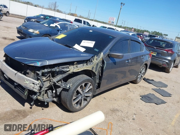 2016 Nissan Altima SR with VIN 1N4AL3AP1GC285363, listed as a IAAI auction lot 41754598 with 121,923 mi miles and . Bid and sale history available at carsss.com. Image 17.