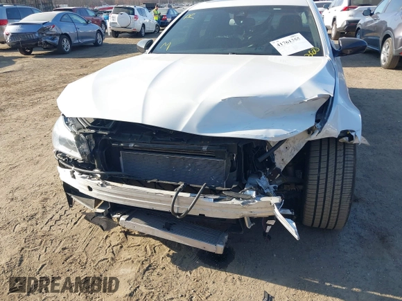 2015 BMW M5 z VIN WBSFV9C53FD594181, wystawiony jako IAAI lot #41761355 z przebiegiem Nie podano mil oraz . Historia ofert i sprzedaży dostępna na DreamBid. Obrazek 6.
