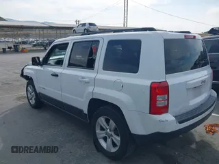2017 Jeep Patriot Latitude with VIN 1C4NJPFB2HD184608, listed as a IAAI auction lot 41765263 with 145,194 mi miles and . Bid and sale history available at DreamBid. Image 3.