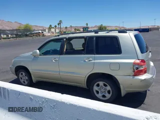 2003 Toyota Highlander z VIN JTEGD21A030060835, wystawiony jako IAAI lot #42203235 z przebiegiem 129 627 mil mil oraz . Historia ofert i sprzedaży dostępna na DreamBid. Obrazek 6.