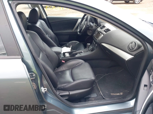 2013 Mazda 3 i Grand Touring with VIN JM1BL1W79D1766870, listed as a IAAI auction lot 41691063 with 107,851 mi miles. Bid and sale history available at carsss.com. Image 5.