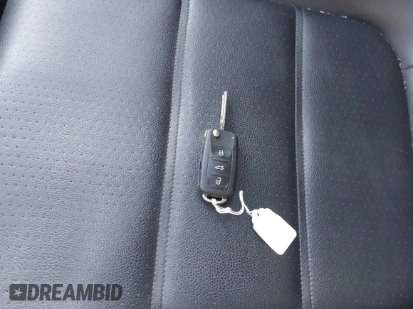 2011 Volkswagen Jetta SEL с VIN 3VWLZ7AJ7BM304149, выставлен на аукционе IAAI как лот 41769381 с пробегом 92 331 миль миль и . История ставок и продаж доступна на DreamBid. Изображение 11.
