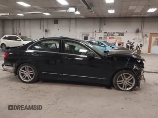 2014 Mercedes-Benz C-Class C 300 Sport with VIN WDDGF8AB0ER305650, listed as a IAAI auction lot 41175588 with 78,174 mi miles. Bid and sale history available at carsss.com. Image 12.