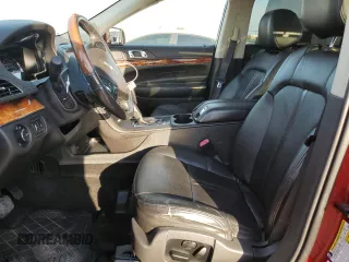 2013 Lincoln MKT with VIN 2LMHJ5FK8DBL51748, listed as a Copart auction lot 45625755 with 133,431 mi miles and Salvage Title. Bid and sale history available at DreamBid. Image 7.