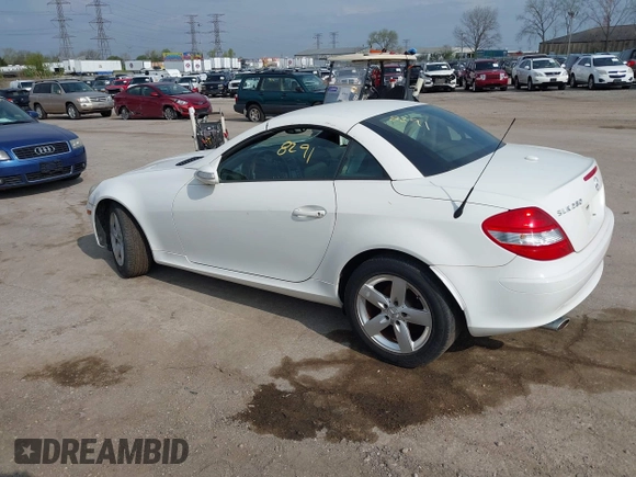 2006 Mercedes-Benz SLK 280 z VIN WDBWK54F46F099992, wystawiony jako IAAI lot #42128291 z przebiegiem 158 561 mil mil oraz . Historia ofert i sprzedaży dostępna na DreamBid. Obrazek 3.