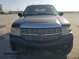 2010 Lincoln Navigator z VIN 5LMJJ2J58AEJ04689, wystawiony jako Copart lot #59013055 z przebiegiem 230 887 mil mil oraz Czysty tytuł • Clean title. Historia ofert i sprzedaży dostępna na DreamBid. Obrazek 5.