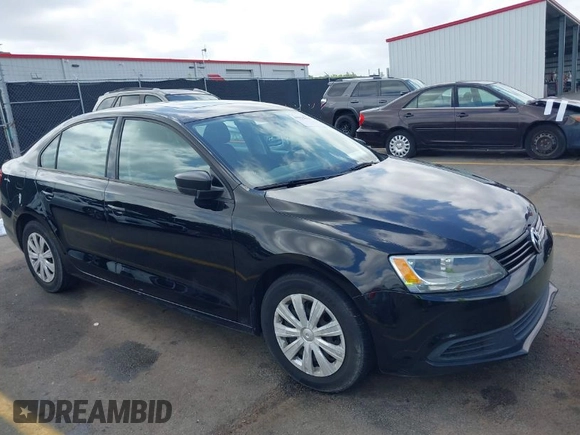 2012 Volkswagen Jetta Sedan S w/Sunroof with VIN 3VW2K7AJ2CM380329, listed as a IAAI auction lot 41952314 with 138,906 mi miles. Bid and sale history available at carsss.com. Image 1.