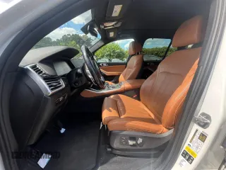 2019 BMW X5 xDrive40i with VIN 5UXCR6C55KLK80009, listed as a Copart auction lot 66447745 with 98,821 mi miles and Clean title. Bid and sale history available at DreamBid. Image 7.